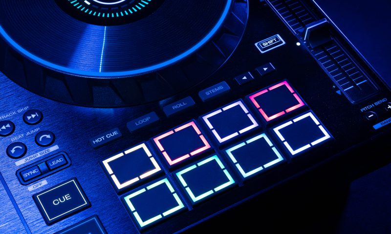 DENONDJ_PRIME4G2_BEAUTY_02_WEB
