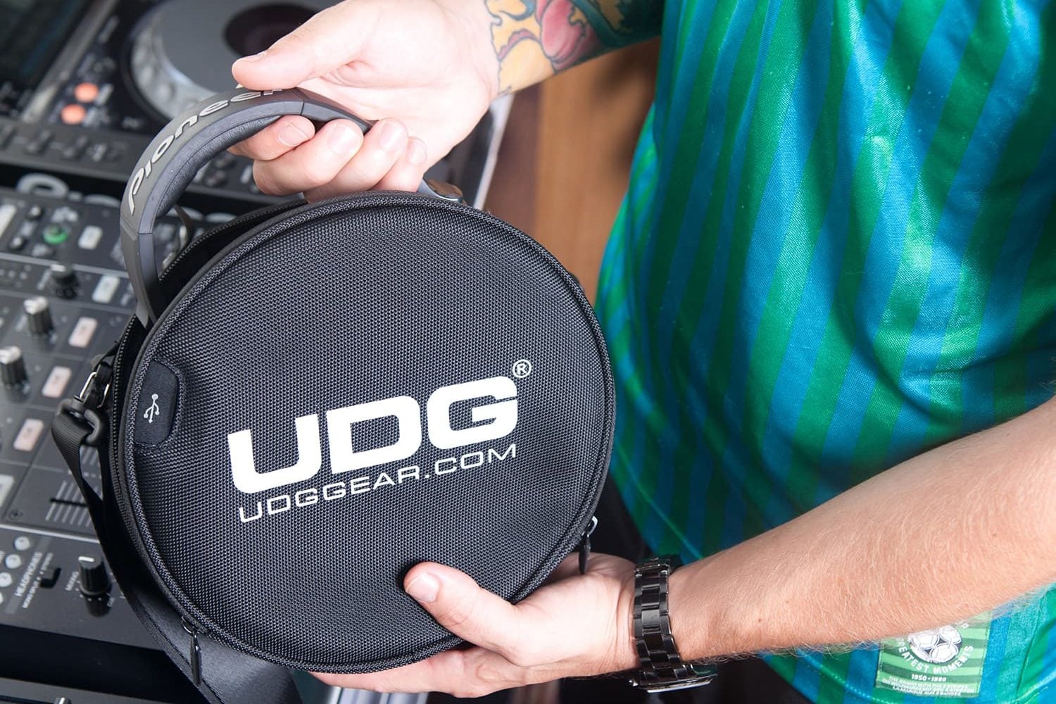 U9950BL-4